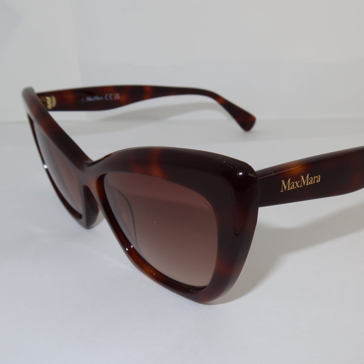 Max Mara Cat-Eye Tinted Sunglasses